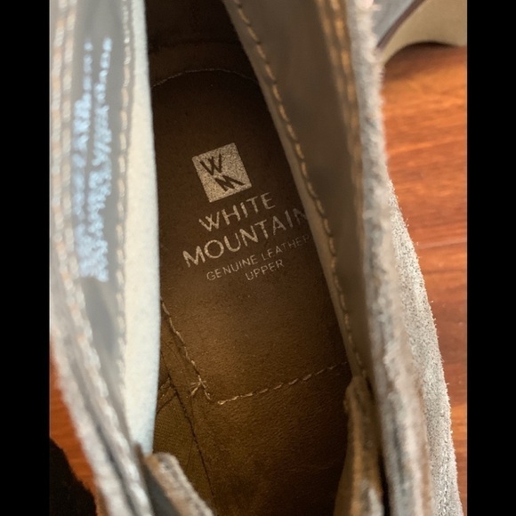 WHITE MOUNTAIN Suede Leather Ankle Bootie 9 - Picture 7 of 12